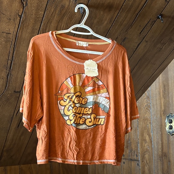 Altar'd State Tops - Altar'd State Orange Graphic Tee